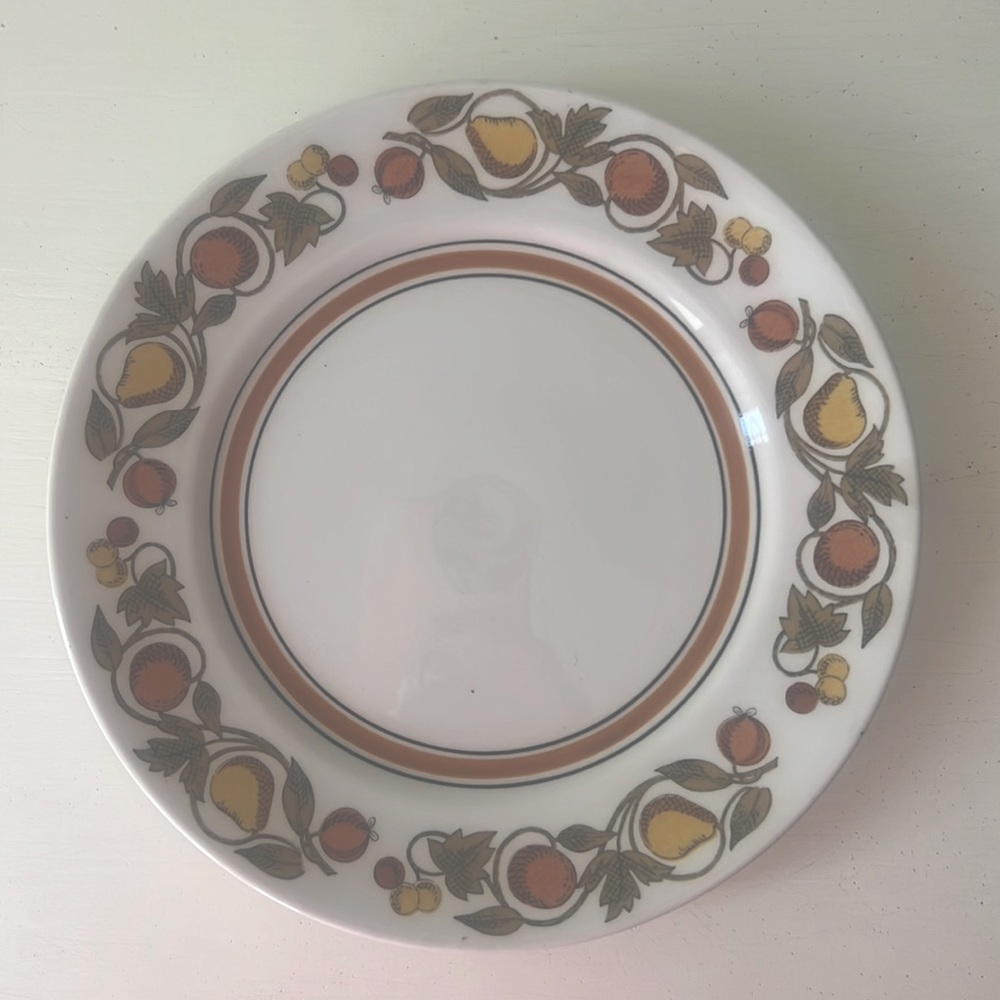 Franciscan Pickwick dessert plate